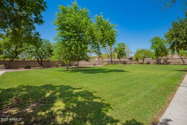 10212 E ISLETA Avenue, Mesa, AZ 85209