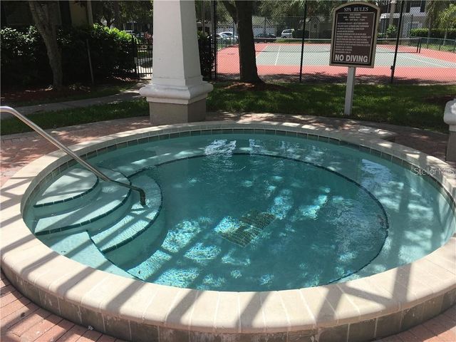 5140 NORTHRIDGE ROAD 107, Sarasota, FL 34238