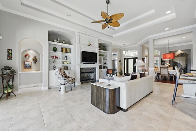 322 Fiddlers Point Dr, St Augustine, FL 32080
