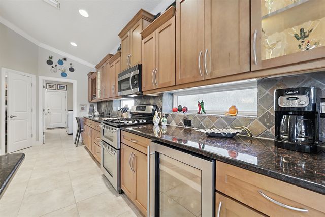 322 Fiddlers Point Dr, St Augustine, FL 32080