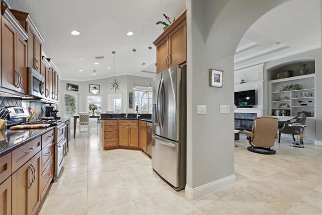 322 Fiddlers Point Dr, St Augustine, FL 32080