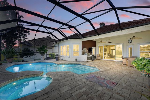 322 Fiddlers Point Dr, St Augustine, FL 32080