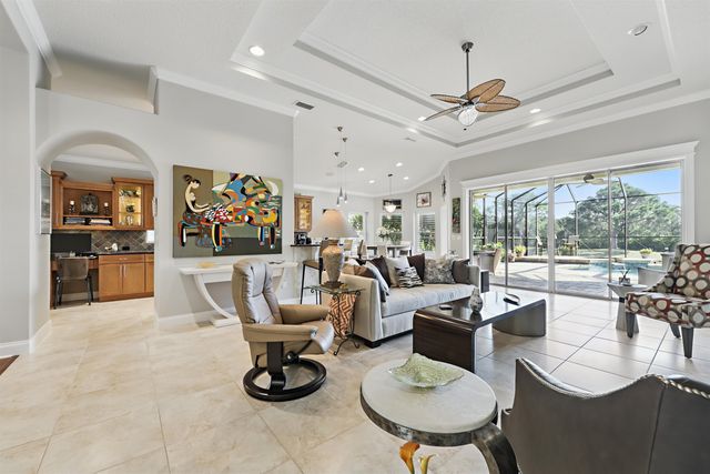 322 Fiddlers Point Dr, St Augustine, FL 32080