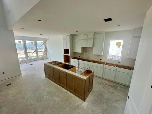 473 Sage Thrasher CIR, Dripping Springs, TX 78620