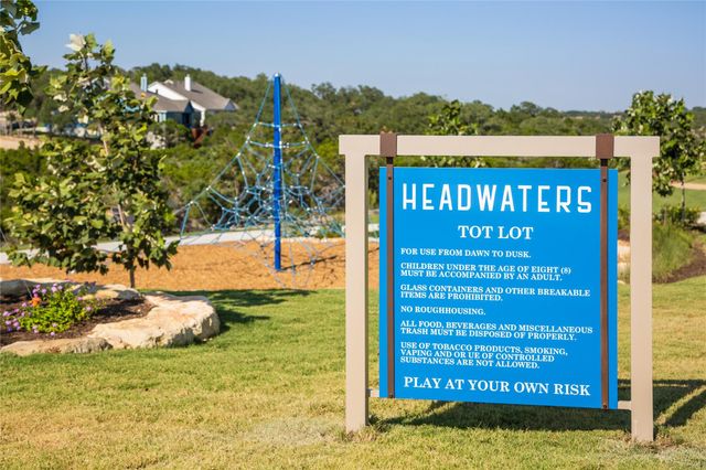 473 Sage Thrasher CIR, Dripping Springs, TX 78620