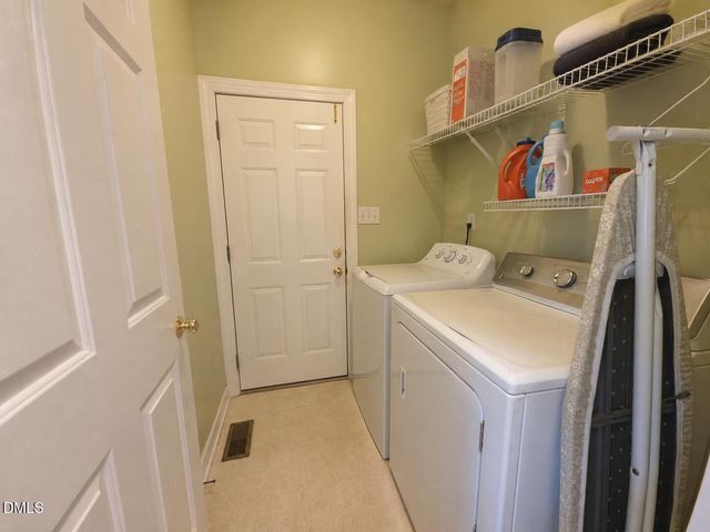 1003 Inglenook Place, Apex, NC 27502