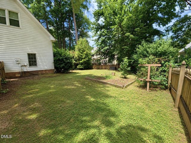 1003 Inglenook Place, Apex, NC 27502