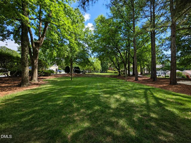 1003 Inglenook Place, Apex, NC 27502