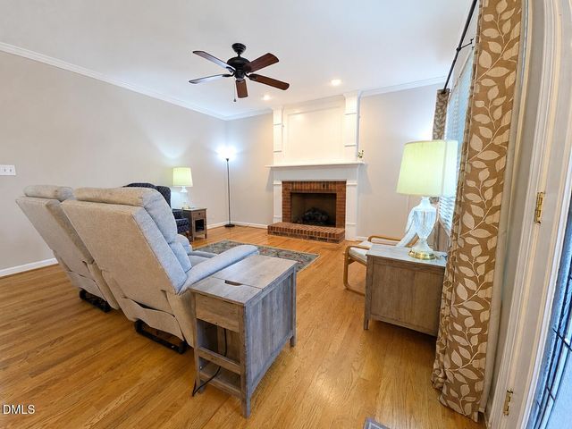 1003 Inglenook Place, Apex, NC 27502