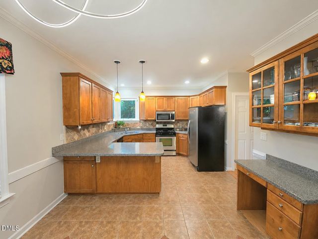 1003 Inglenook Place, Apex, NC 27502