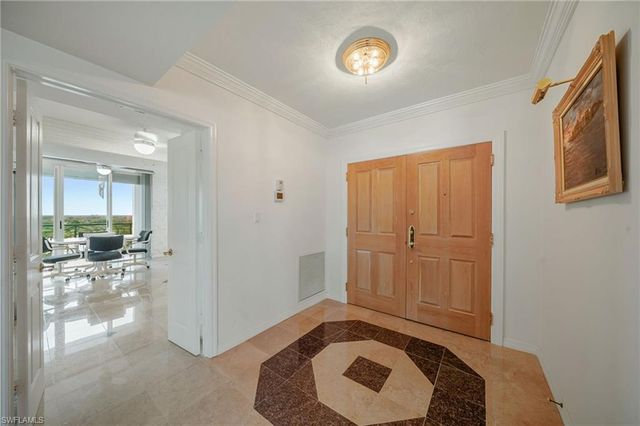 7515 PELICAN BAY BLVD 10D, Naples, FL 34108