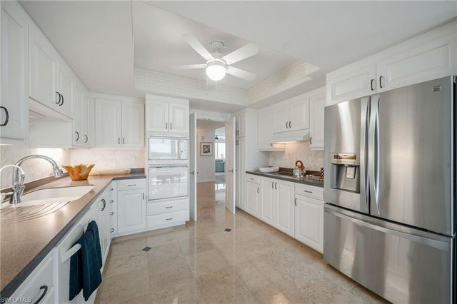 7515 PELICAN BAY BLVD 10D, Naples, FL 34108