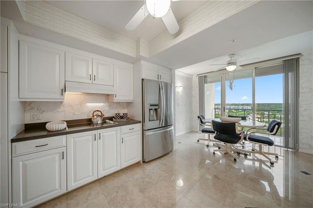 7515 PELICAN BAY BLVD 10D, Naples, FL 34108