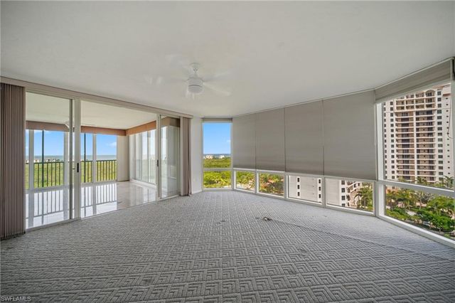 7515 PELICAN BAY BLVD 10D, Naples, FL 34108
