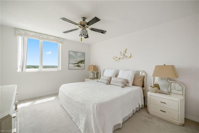 7515 PELICAN BAY BLVD 10D, Naples, FL 34108