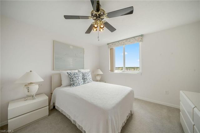 7515 PELICAN BAY BLVD 10D, Naples, FL 34108