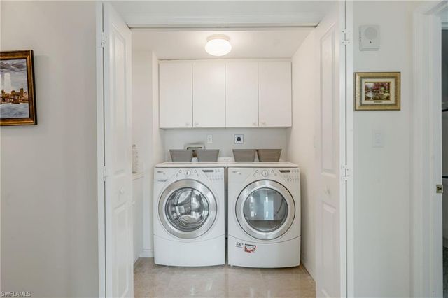 7515 PELICAN BAY BLVD 10D, Naples, FL 34108