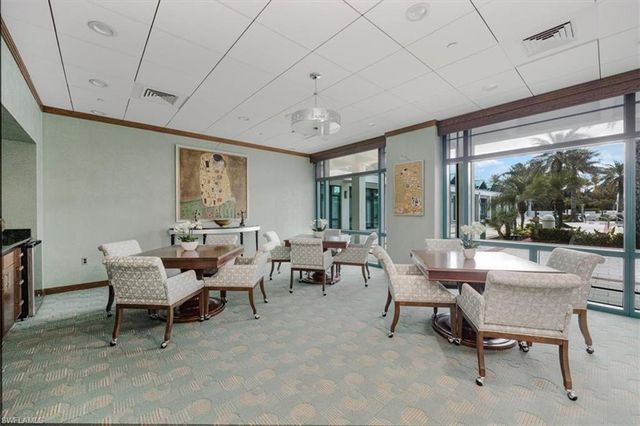 7515 PELICAN BAY BLVD 10D, Naples, FL 34108