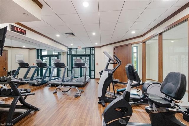 7515 PELICAN BAY BLVD 10D, Naples, FL 34108