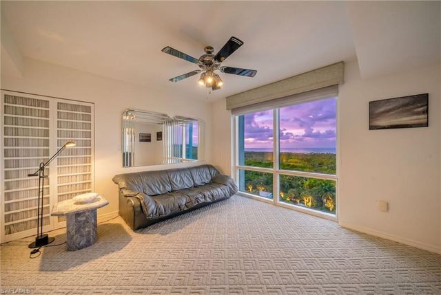 7515 PELICAN BAY BLVD 10D, Naples, FL 34108