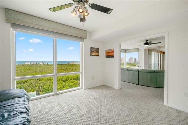 7515 PELICAN BAY BLVD 10D, Naples, FL 34108