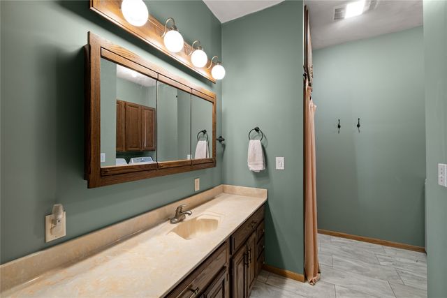 3155 NW 18th Street, Ankeny, IA 50023