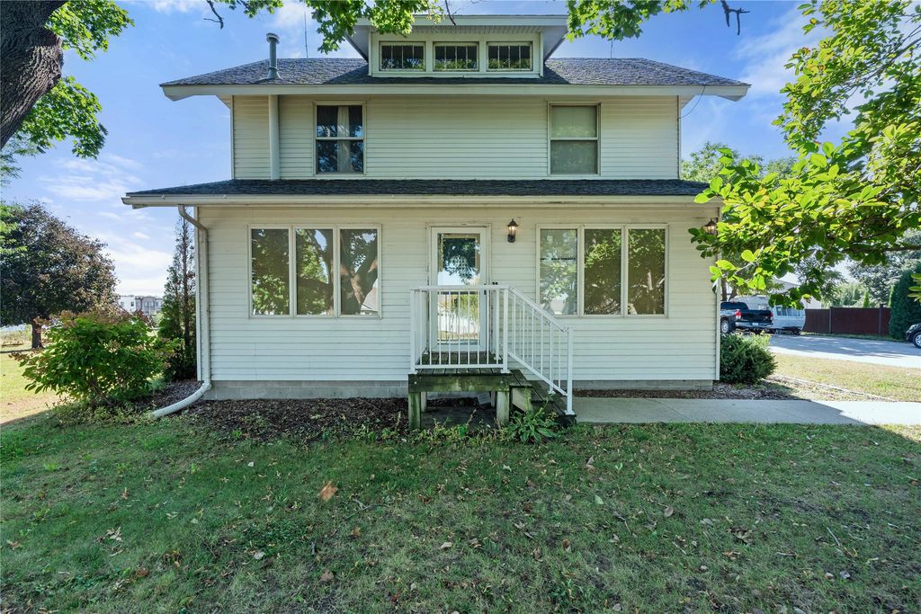 3155 NW 18th Street, Ankeny, IA 50023