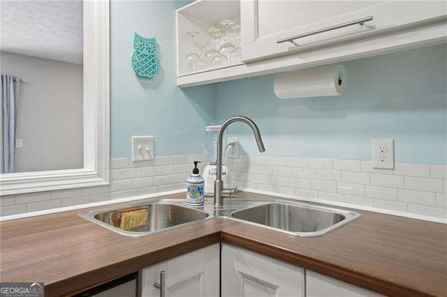 270 Quail Run, Roswell, GA 30076