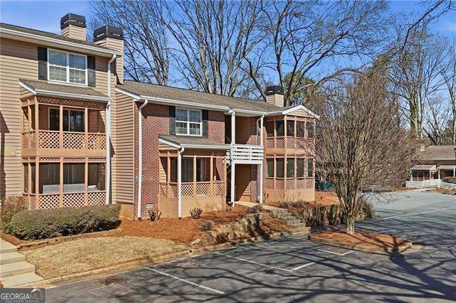 270 Quail Run, Roswell, GA 30076