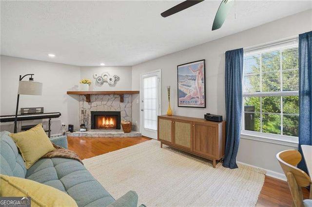 270 Quail Run, Roswell, GA 30076