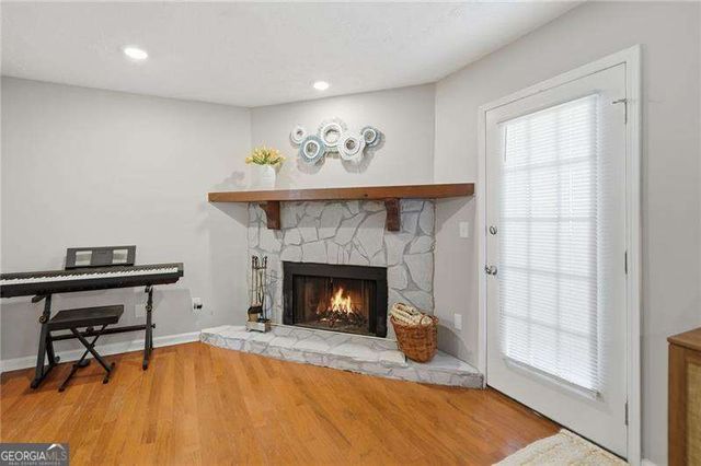 270 Quail Run, Roswell, GA 30076