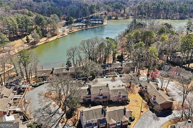 270 Quail Run, Roswell, GA 30076