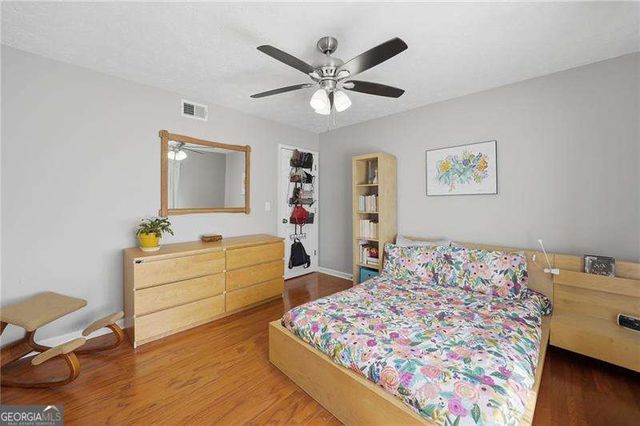 270 Quail Run, Roswell, GA 30076