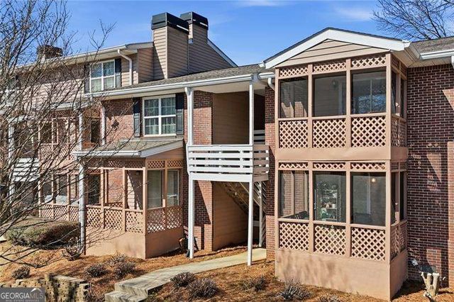 270 Quail Run, Roswell, GA 30076