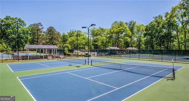 270 Quail Run, Roswell, GA 30076