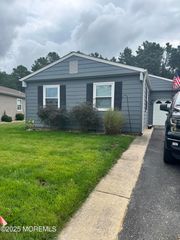 135 San Carlos Street, Toms River, NJ 08757