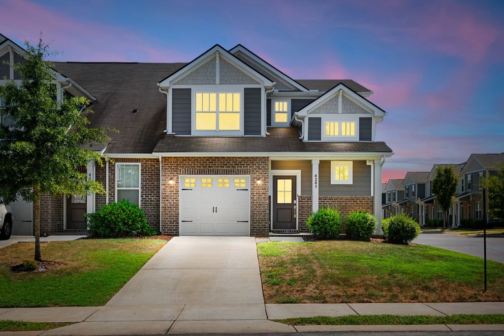 4241 Aragorn Way, Murfreesboro, TN 37128