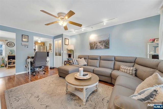 48-B Hastings, Rutherford, NJ 07070