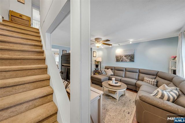 48-B Hastings, Rutherford, NJ 07070