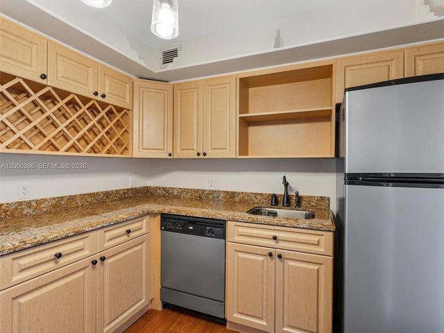 900 Bay Drive 716+Dock Slip available, Miami Beach, FL 33141