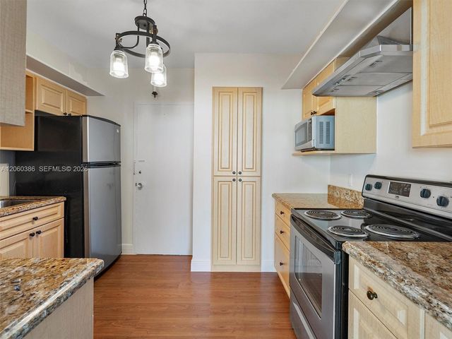 900 Bay Drive 716+Dock Slip available, Miami Beach, FL 33141