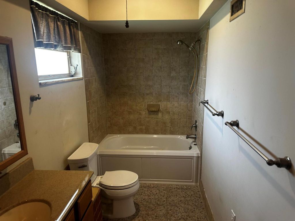 Image 12 of property listing at 3059 W Medinah Cir Circle W, Lake Worth, FL 33467