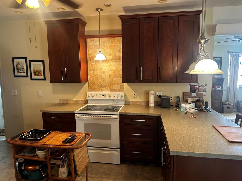 Image 7 of property listing at 3059 W Medinah Cir Circle W, Lake Worth, FL 33467