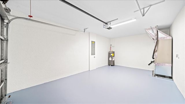 906 Capetown AVE, Lehigh Acres, FL 33974