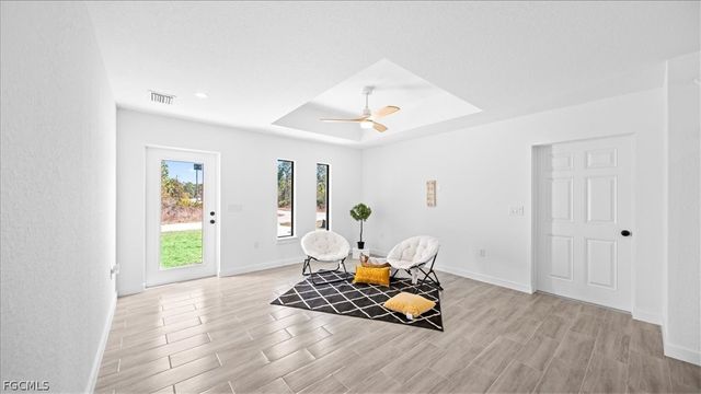 906 Capetown AVE, Lehigh Acres, FL 33974