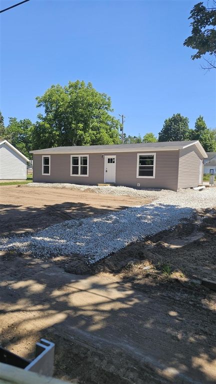 7932 Meade Street, Montague, MI 49437