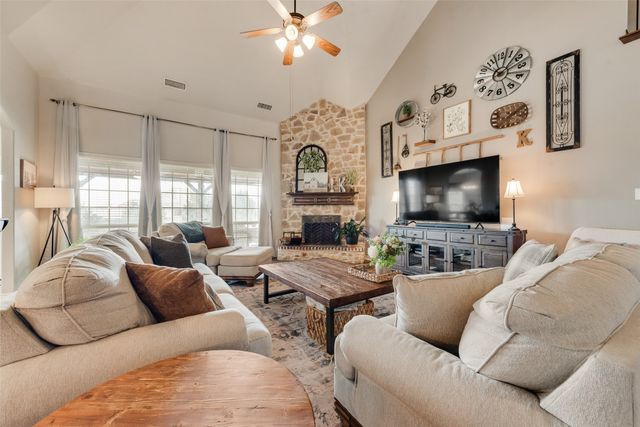 1533 Diamond Back Lane, Fort Worth, TX 76052