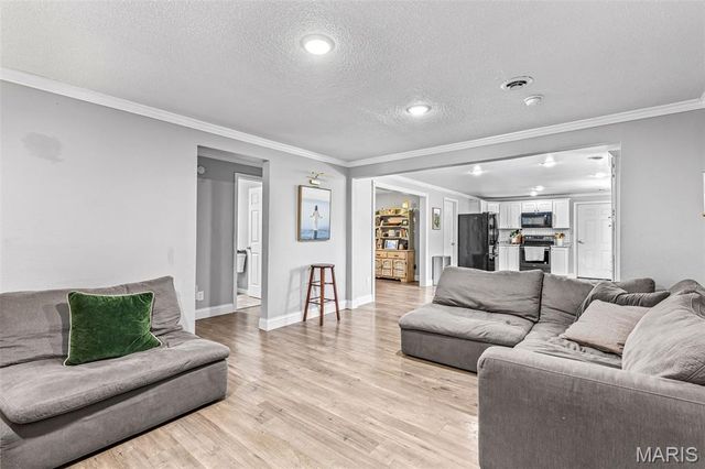 10179 Vine Road, Cadet, MO 63630