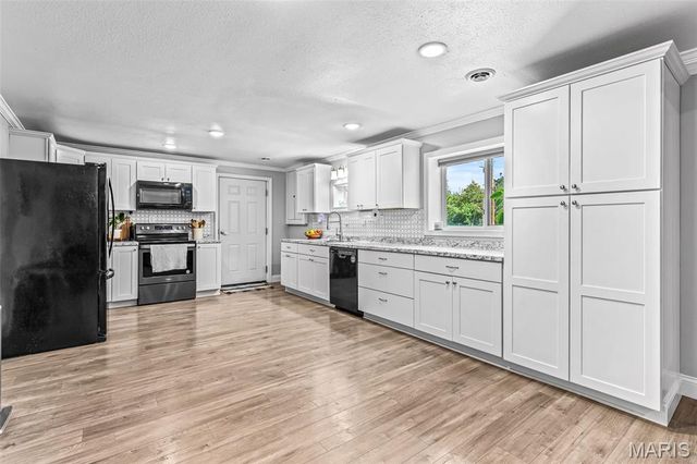 10179 Vine Road, Cadet, MO 63630