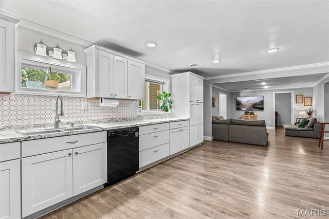 10179 Vine Road, Cadet, MO 63630